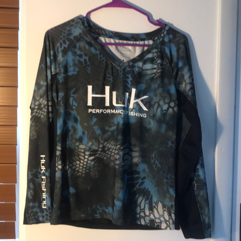 HUK Fishing shirt